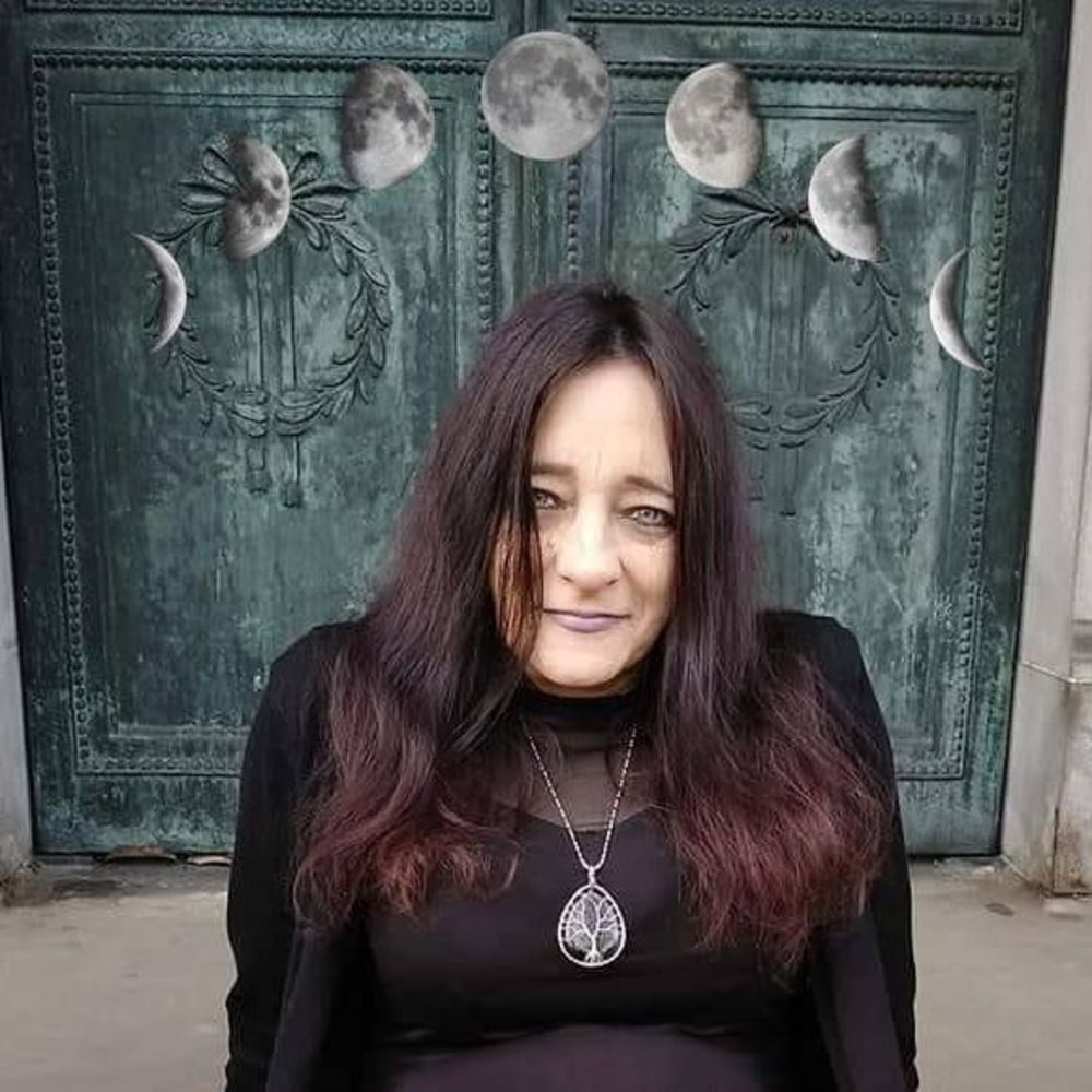 Meet your Posher, Joanna